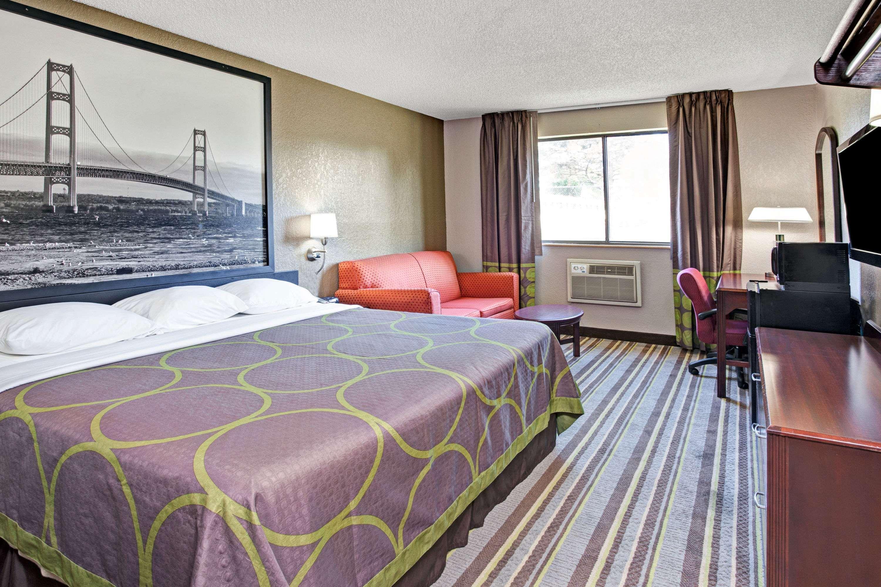 ซูเปอร์ 8 บาย วินด์แฮม โรสวิลล์/ดีทรอยต์ แอเรีย Hotel ภายนอก รูปภาพ